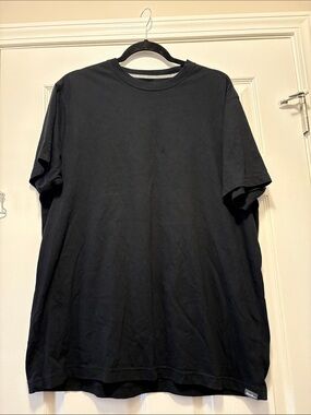 Eddie Bauer Black Short-Sleeve Crew Neck Tee